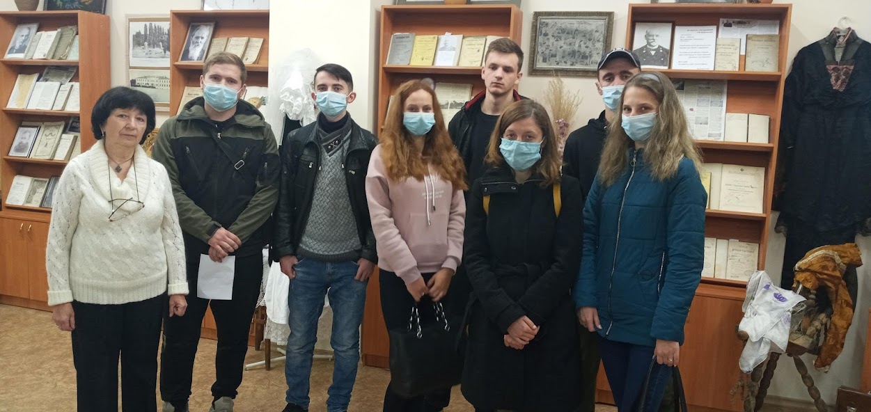 Знайомство студентів-першокурсників з університетом продовжується...