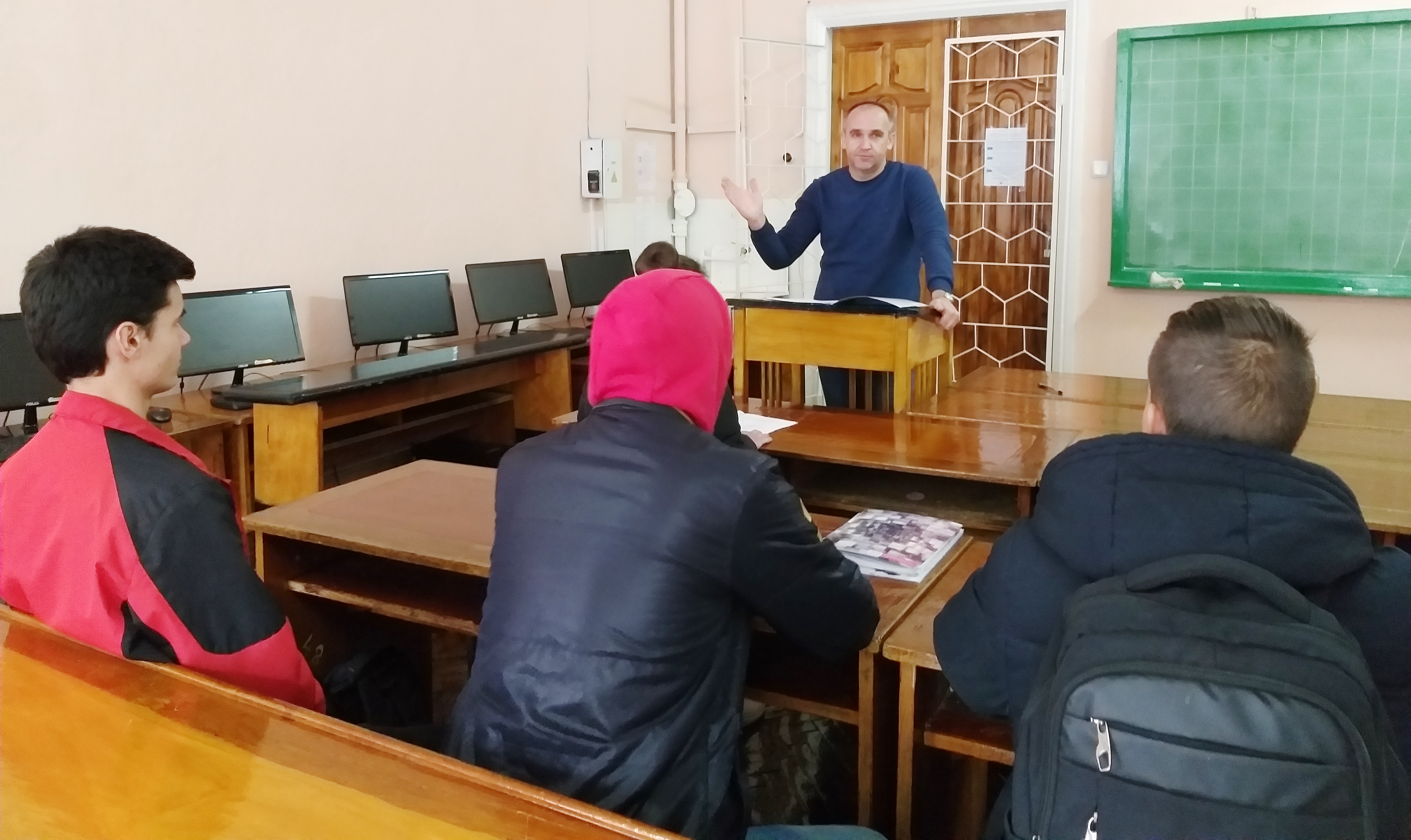 НАЦІОНАЛЬНО-ПАТРІОТИЧНА ВИХОВНА ГОДИНА