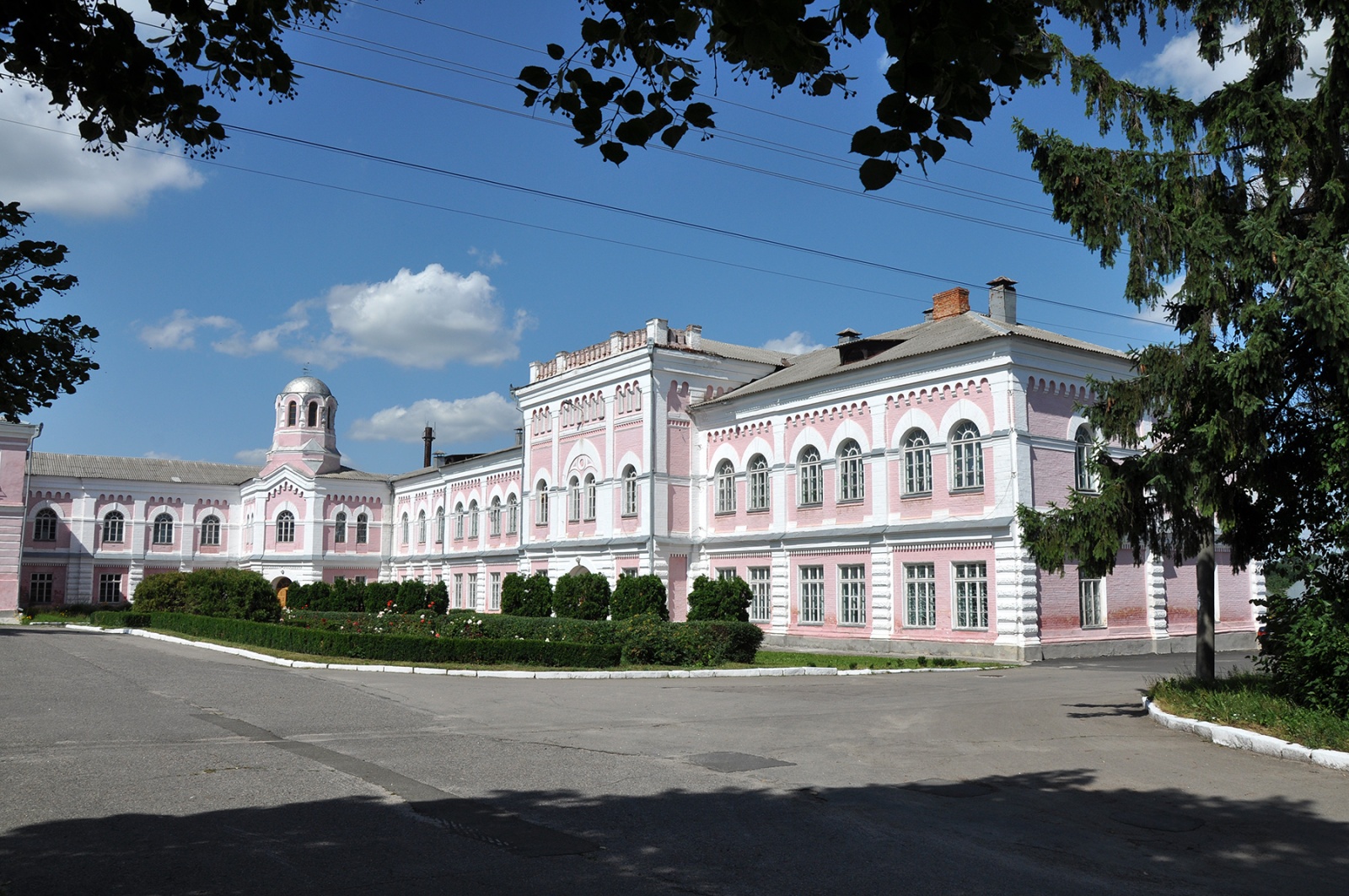 Уманський національний університет та Дослідна станція «Маяк» ІОБ НААН України уклали договір про співпрацю